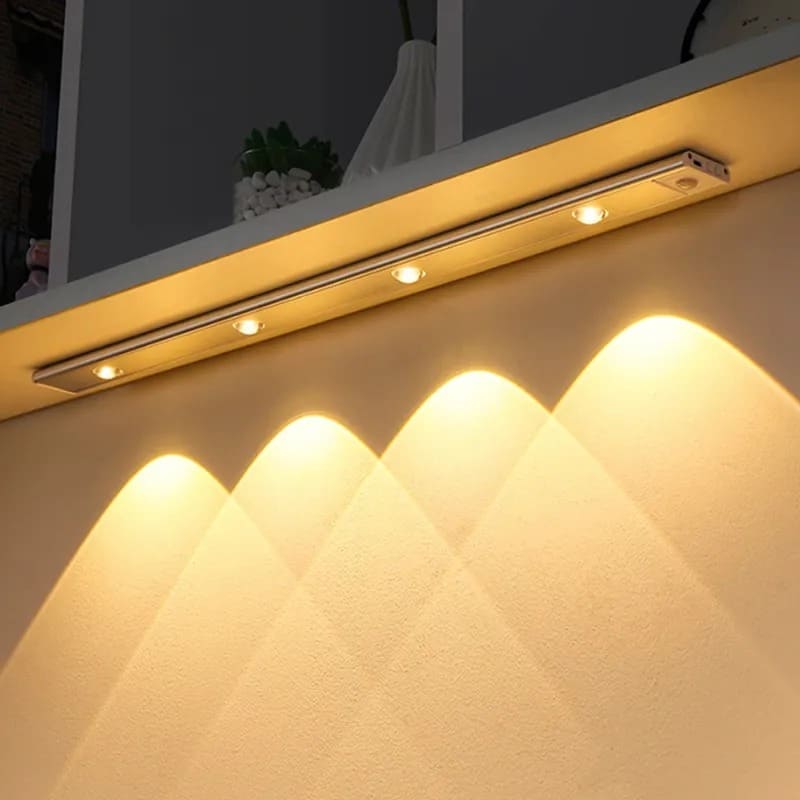 Luminária de LED Magnética com Sensor de Movimento Polihousi